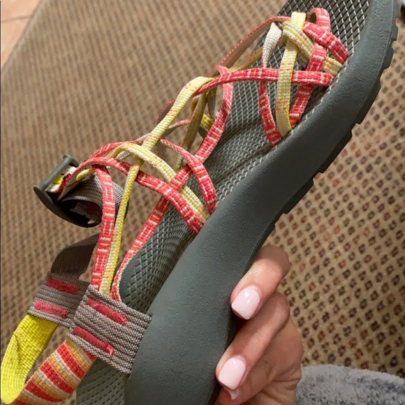 chaos size 9 - Picture 4 of 5